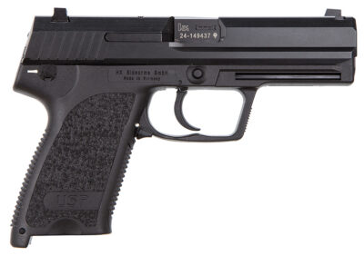 HK 81000307 USP V1 SA/DA 9mm Luger Caliber with 4.25″ Barrel, 15+1 Capacity, Overall Black Finish, Serrated Trigger Guard Frame, Serrated Steel Slide & Polymer Grip Includes 2 Mags