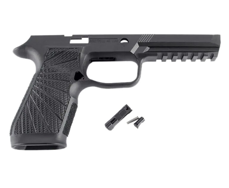 WCP320 GRIP MODULE FOR SIG SAUER® P320 FULL SIZE WCP320 FULL SIZE GRIP MODULE NO MANUAL SAFETY BLACK