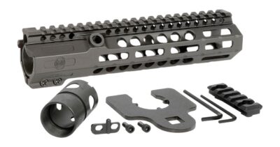 COMBAT RAIL HD M-LOK HANDGUARDS FOR AR-15 COMBAT RAIL HD 9” M-LOK HANDGUARD FOR AR-15 BLACK