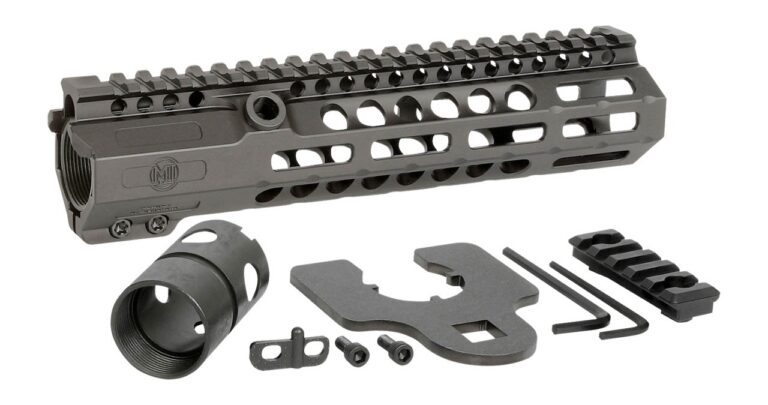 COMBAT RAIL HD M-LOK HANDGUARDS FOR AR-15 COMBAT RAIL HD 9'' M-LOK HANDGUARD FOR AR-15 BLACK