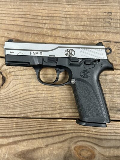 FN USA, FNP9, Handgun, Semi auto,Black, 4″, 40 S&W slide and barrel, 1 9mm magazine, 3 40 S&W magazines