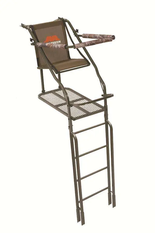 21′ Ladder Stand Includes NEW Safe-Link 35′ Safety Line 21′ Ladder Stand Includes NEW Safe-Link 35′ Safety Line