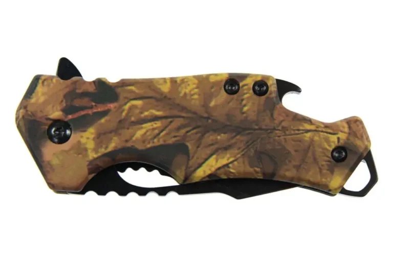SARGE CAMO FUSE – KNIFE & BOTTLE OPENER SARGE CAMO FUSE – KNIFE & BOTTLE OPENER