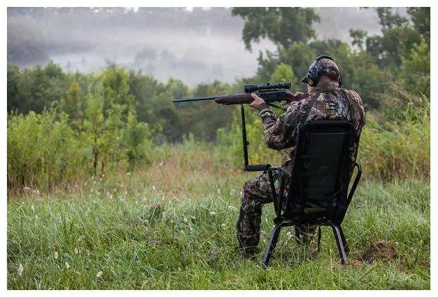 Benchmaster Sniper Seat 360 Shooting Chair