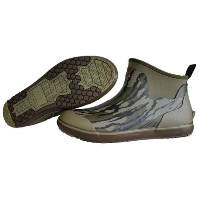 DV8 DECK BOOT MOSSY OAK BOTTOMLAND SIZE 9D