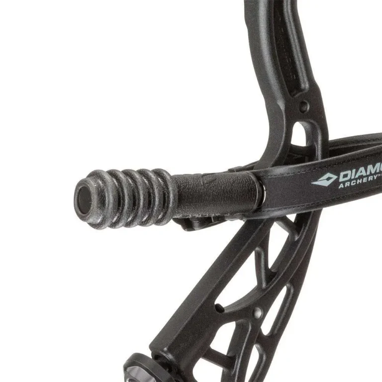 Diamond Edge Max Bow Package Black 16-31 in. 20-70 lbs. RH