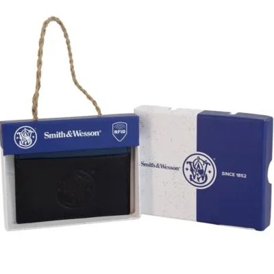 Smith & Wesson Slim Leather 15 Wallet Display