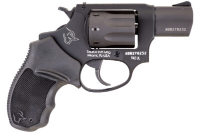 TAUR 942 22LR BK/BK UL 2 8RD