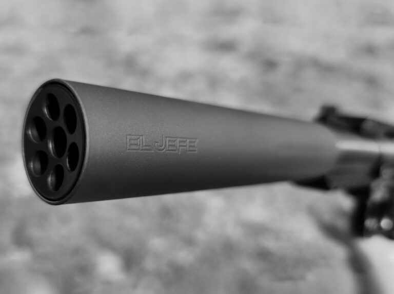 BOSS EL JEFE .22 – 1/2X28 22LR/5.7X28 HIGH PRESSURE RATED SILENCER USER SERVICEABLE ROBUST AND LIGHTWEIGHT EJ-1050-22-SS-12-SE-BLK BOSS EL JEFE .22 – 1/2X28 22LR/5.7X28 HIGH PRESSURE RATED SILENCER USER SERVICEABLE ROBUST AND LIGHTWEIGHT EJ-1050-22-SS-12-SE-BLK