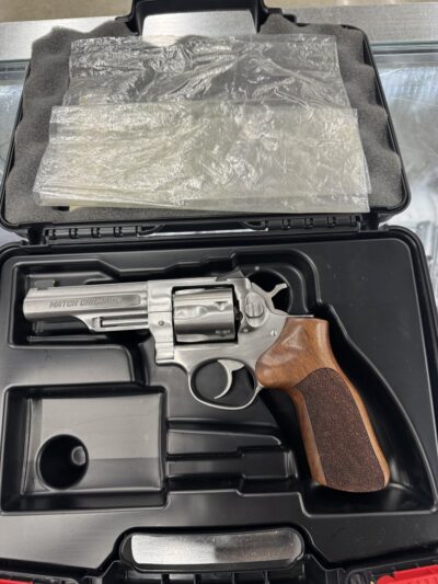 Ruger 1754 GP100 Match Champion Medium Frame 357 Mag 6rd 4.20″ Satin Stainless Steel Half-Lug Barrel, Cylinder & Frame, Hogue Stippled Hardwood Grip, Transfer Bar Safety, Exposed Hammer