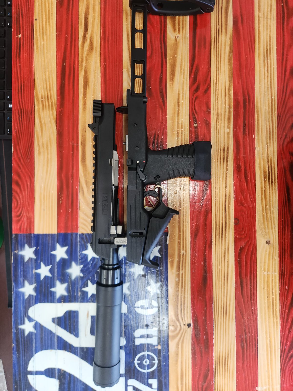 B&T,TP9,Faux Suppressor,Reciver,Magwell,Extra upper,Oem Case,Tailhook brace,Black