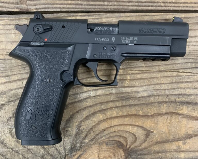 Sig Sauer Mosquito 22LR Semi-Auto Pistol 4″ Black, 1x 10 Round Magazine, OEM Case Sig Sauer Mosquito 22LR Semi-Auto Pistol 4″ Black, 1x 10 Round Magazine, OEM Case
