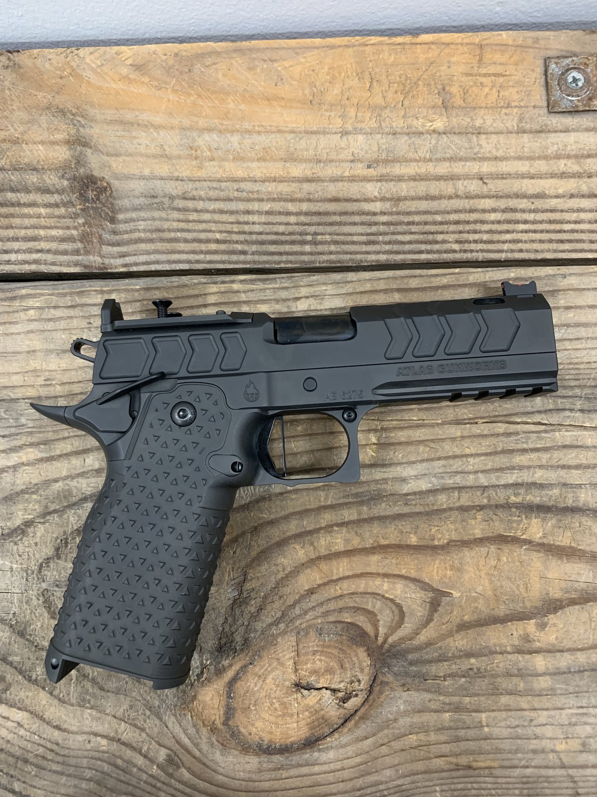 The Atlas Gunworks, EOS V2 Premium, Semi Auto, 9mm, Compact 2011 Handgun, Built For High Performance, Featuring a Ported 4.25″ Bull Barrel, 2 Pound Trigger, “Perfect Zero”, Like New