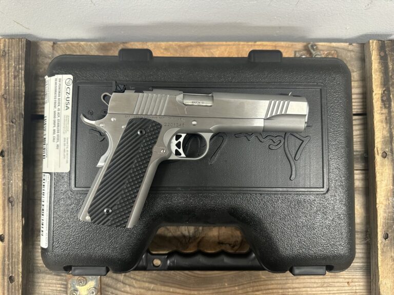 Dan Wesson Pointman Seven CA Compliant .45 ACP 8+1 5” Barrel, Forged Stainless Steel Frame w/Beavertail. Includes 2 Magazines, OEM Box and Cable Lock Dan Wesson Pointman Seven CA Compliant .45 ACP 8+1 5” Barrel, Forged Stainless Steel Frame w/Beavertail. Includes 2 Magazines, OEM Box and Cable Lock