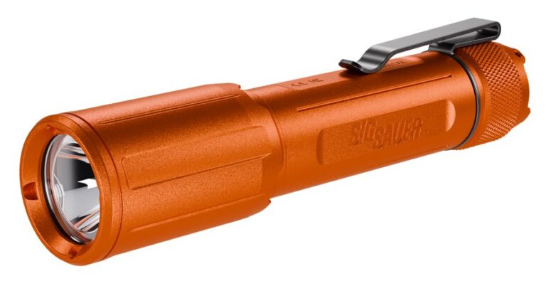 SIG SOFEF001OR FOXTROT EDC FULL SIZE FLASHLIGHT SIG SOFEF001OR FOXTROT EDC FULL SIZE FLASHLIGHT