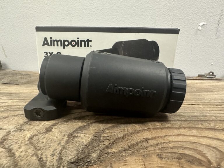 Aimpoint 3X-C 3x Magnifier, 30mm Tube, 6° FOV, 56mm Eye Relief, Arisaka Defense Magnifier Mount Set, Matte Black
