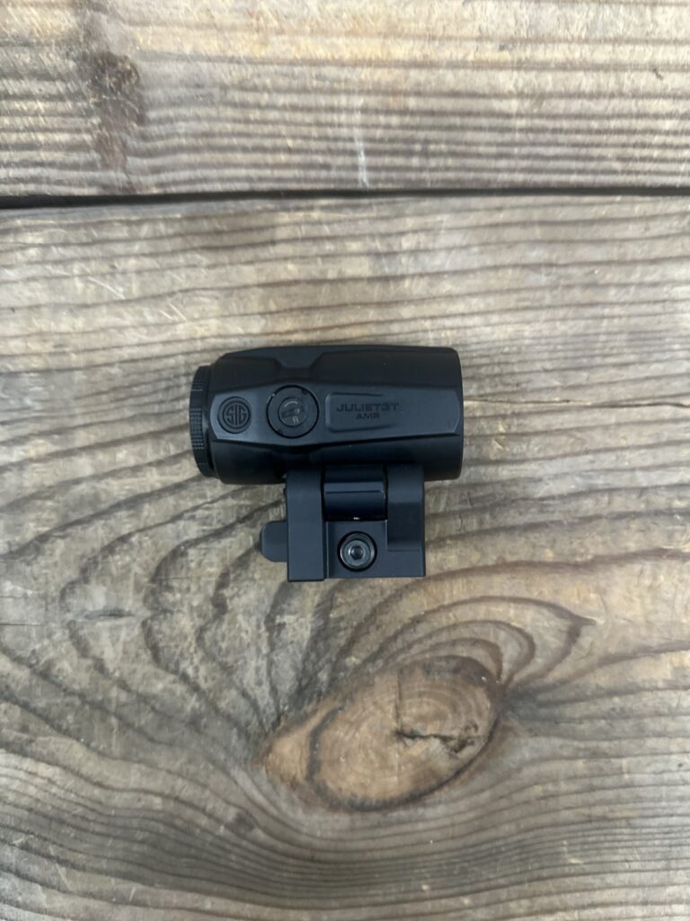 SIG Sauer JULIET3T-AMR 3x22mm Magnifier, 6.8° FOV, 63mm Eye Relief, PowerCam90 Quick-Release Mount, Matte Black, IPX8