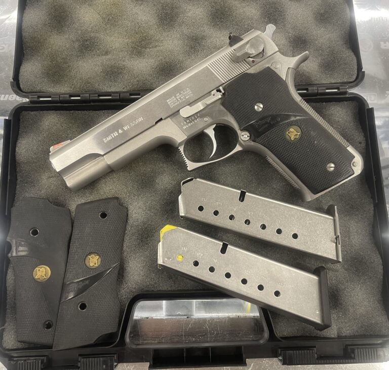 Smith & Wesson, Model 645, Handgun, Semi-auto, 45ACP, 5inch, Stainless, 2 Magazines, Case
