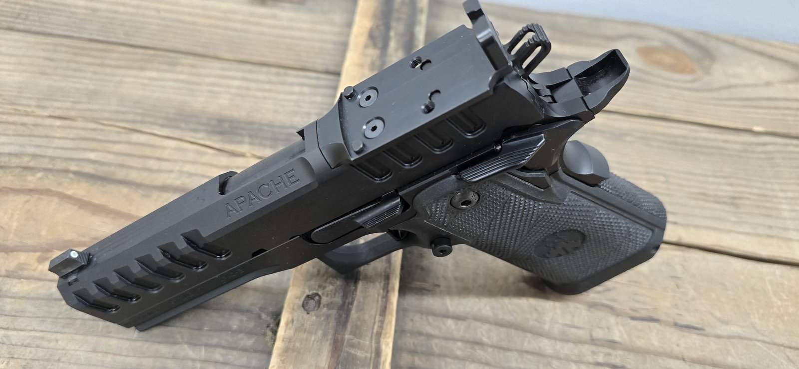 Watchtower Apache Commander Double Stacked 1911 CA Compliant - Black-img-3
