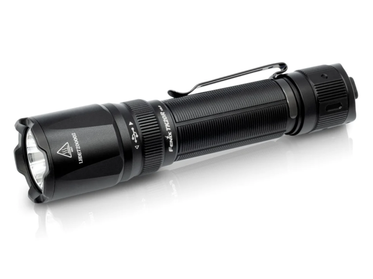 TK20R 3000 Lumens Flashlight TK20R 3000 Lumens Flashlight