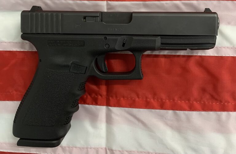 GLOCK, 21, Gen 3, 45 ACP, SF, Striker Fired, Semi Aauto Pistol, 4.6″ Barrel, Black, Fixed Sights, Two 10 RD Magazines, OEM Box, Cable Lock