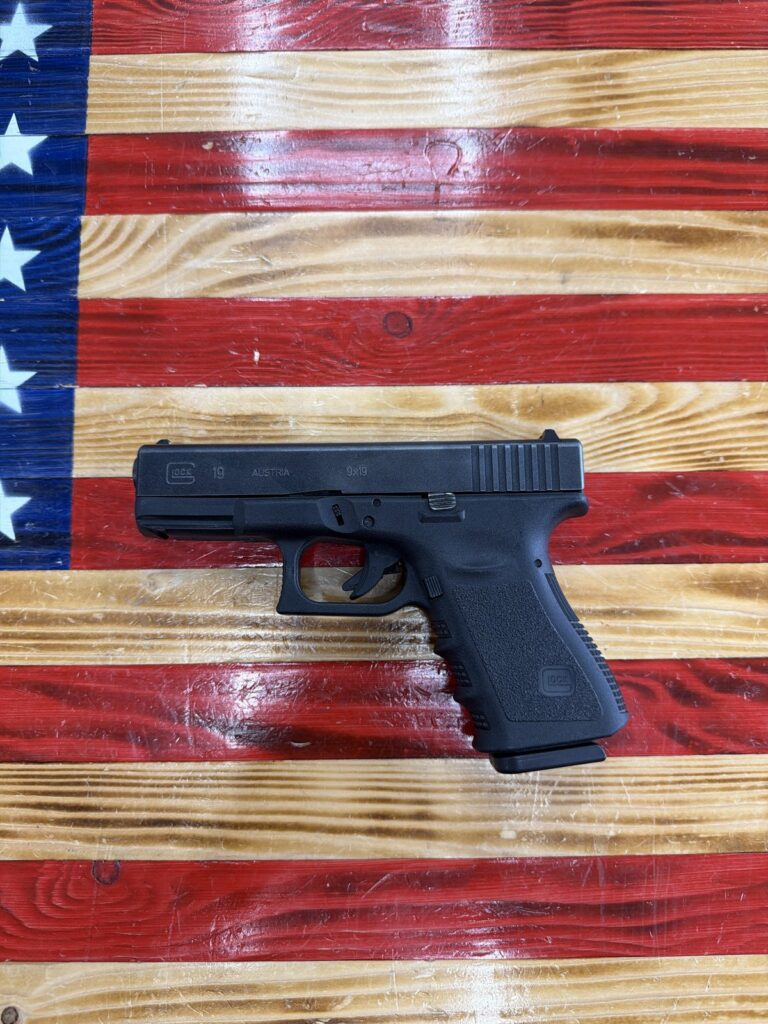 Glock, 19, Gen 3, 9mm, 4’Barrel, Semi-Auto, Black, No Mag, No Bag